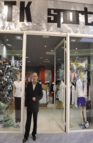 Ahtikdinh, entre prénom et itinéraire atypiques