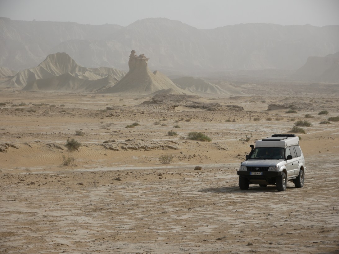 Le voyage de Léna et Jeremy en 4*4 aménagé en Turquie, Iran, Irak... - alencredemaplume.com